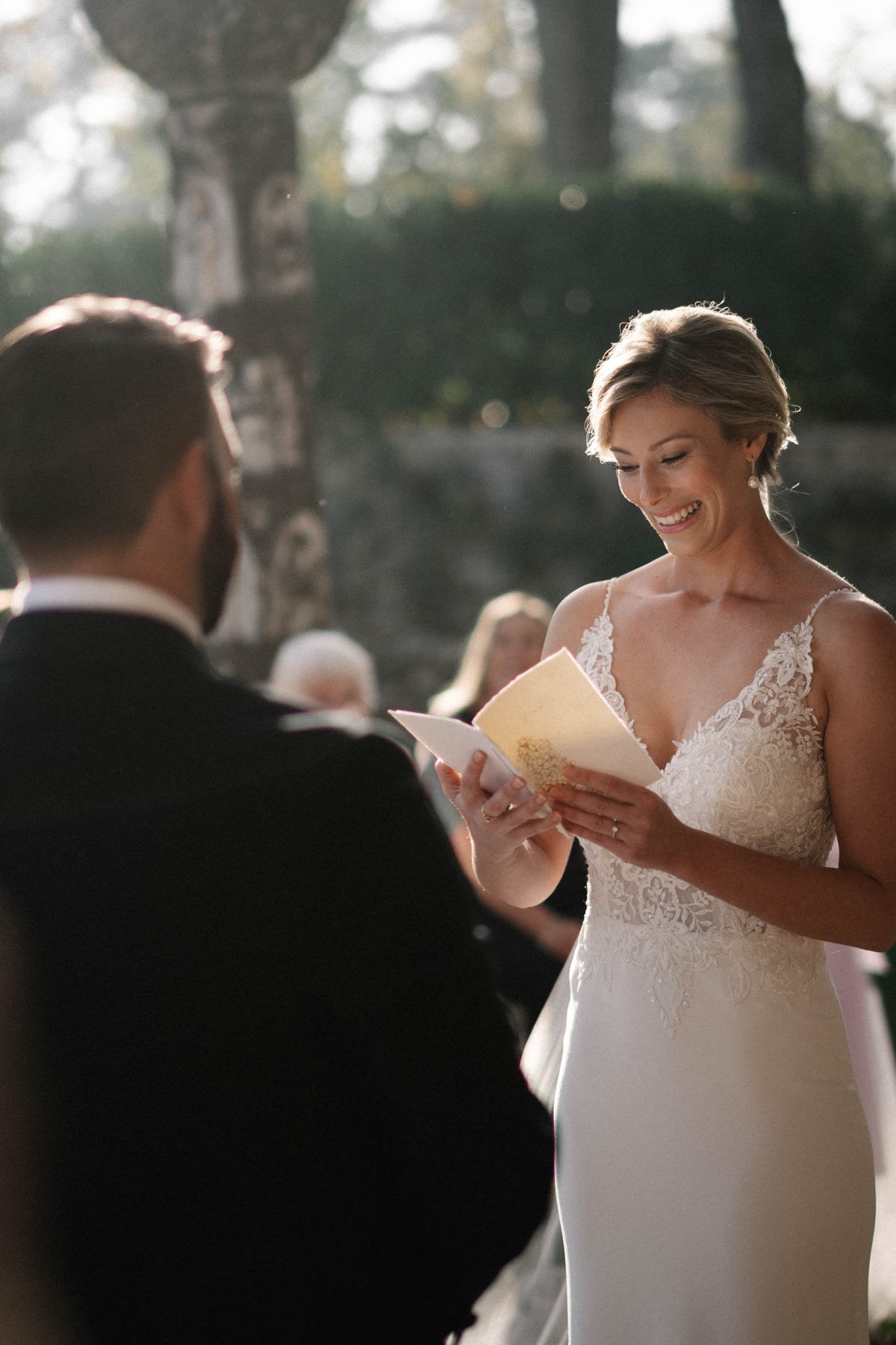 Melanie reading her personal vows at their Villa Cimbrone Wedding